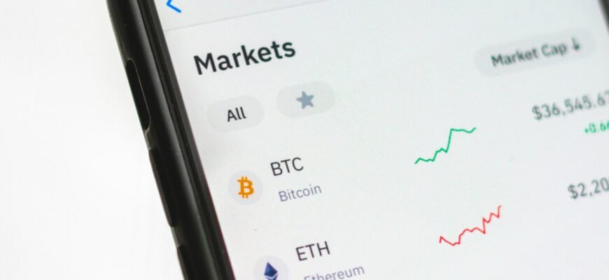 Атака на холодные биткоин-кошельки: почему устройства могли не быть взломаны напрямую